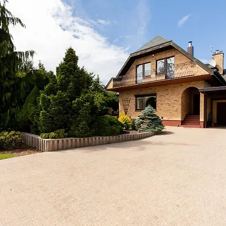Villa Luxury With 5 Bedroom *