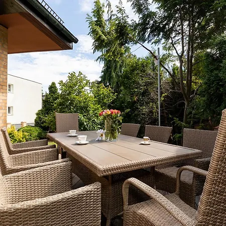 Luxury With 5 Bedroom Villa *
